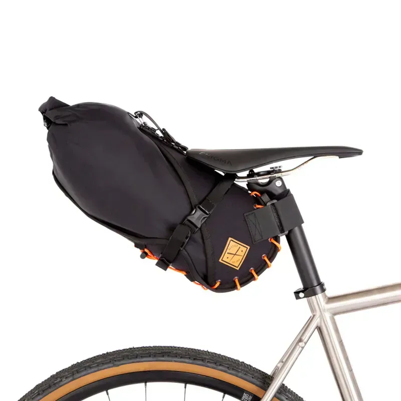 Restrap Saddle Bag - 8L - Black / Orange