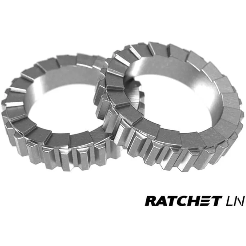 DT Swiss X1900R BOOST Shimano 29in Rear Wheel in Black-2