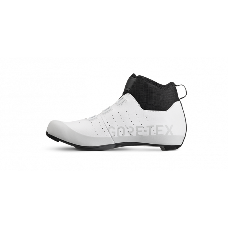 Fi'zi:K Tempo Artica R5 GTX - Road Cycling Winter Boot - White-1