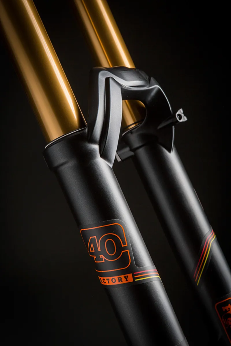 2017 FOX 40 K FLOAT 27.5 203 RC2 BLACK 20mm 1.125.-1