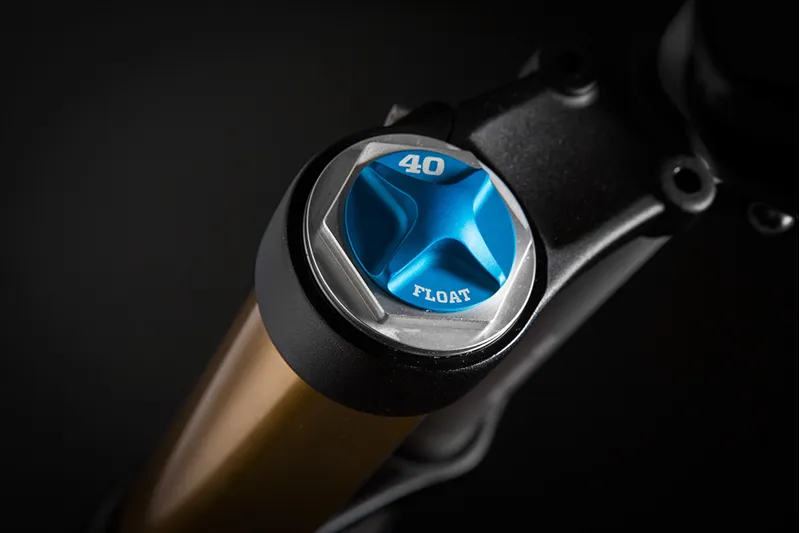 2017 FOX 40 K FLOAT 27.5 203 RC2 BLACK 20mm 1.125.-2