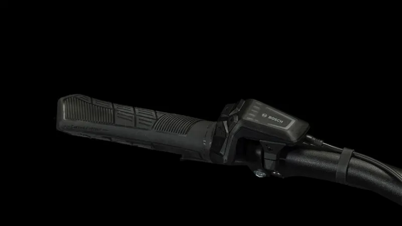 2023 Cube Reaction Hybrid SLT 750 - Easy Entry Electric Mountain Bike - Silver / Cream-3