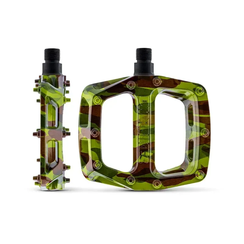 DMR V6 Cro-Mo Axle Plastic Flat Pedal in Camo Green