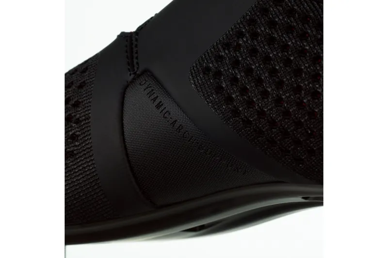 Fizik R1 Infinito Knit Road Shoe in Blue/Yellow