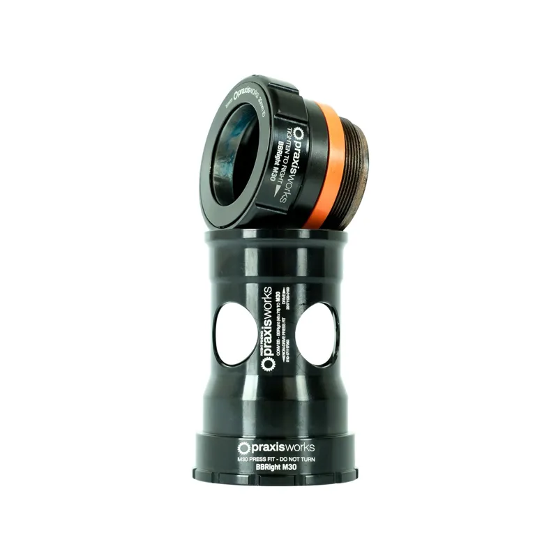 Praxis Works M30 RIGHT ROAD 79mm R-Collet Bottom Bracket in Black