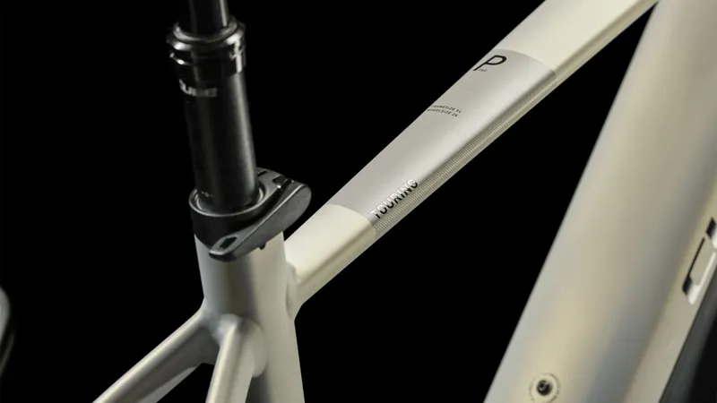 2024 Cube Touring Hybrid Pro 625 - Electric Hybrid Bike - Pearly Silver-2