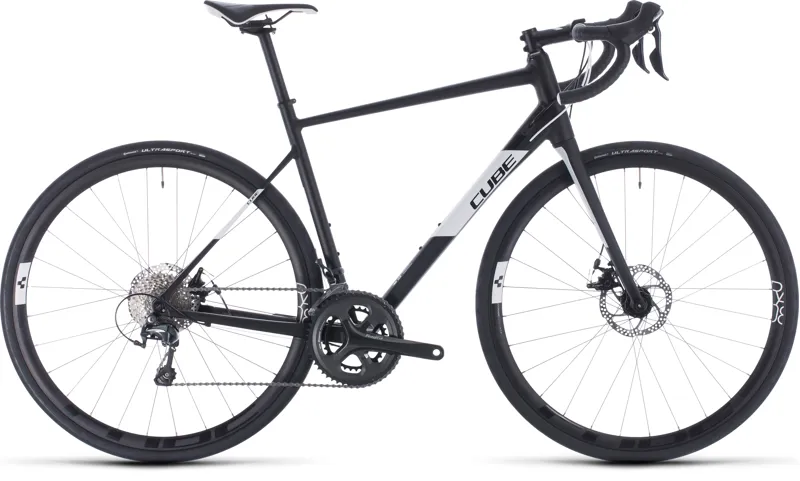2021 Cube Attain Race Road Bike in Black