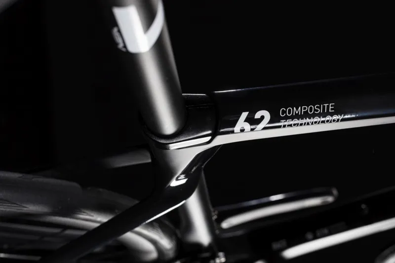 2019 Cube Agree C:62 Race Disc Carbon Road Bike in Black-4