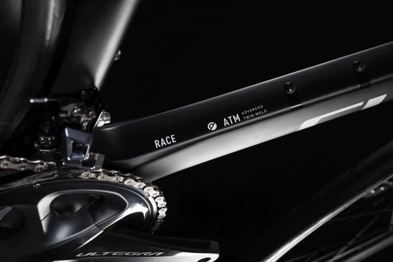 2019 Cube Agree C:62 Race Disc Carbon Road Bike in Black-5