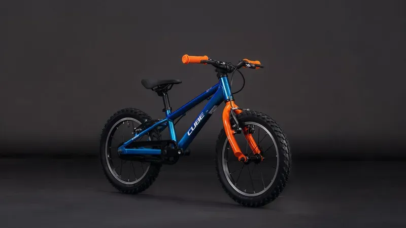 2026 Cube Acid 160 Kids Bike in Action Team-1