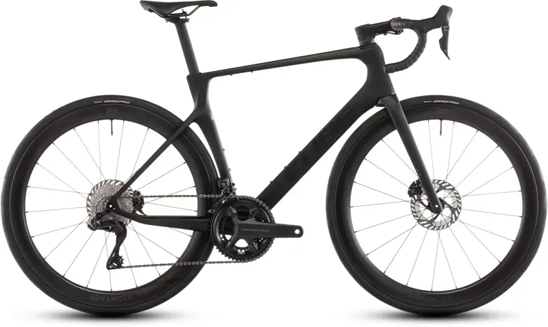 2026 Cube Agree C:62 Pro Road Bike in Blackline