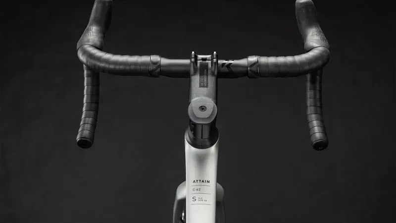 2026 Cube Attain C:62 SLX Road Bike In Sleek Grey/Prism-3