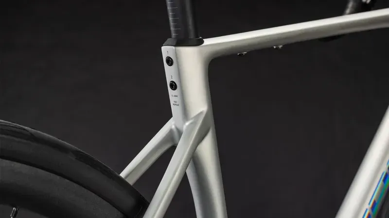 2026 Cube Attain C:62 SLX Road Bike In Sleek Grey/Prism-6