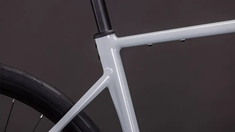 2026 Cube Attain Race Road Bike In Fog Grey/Shift-5