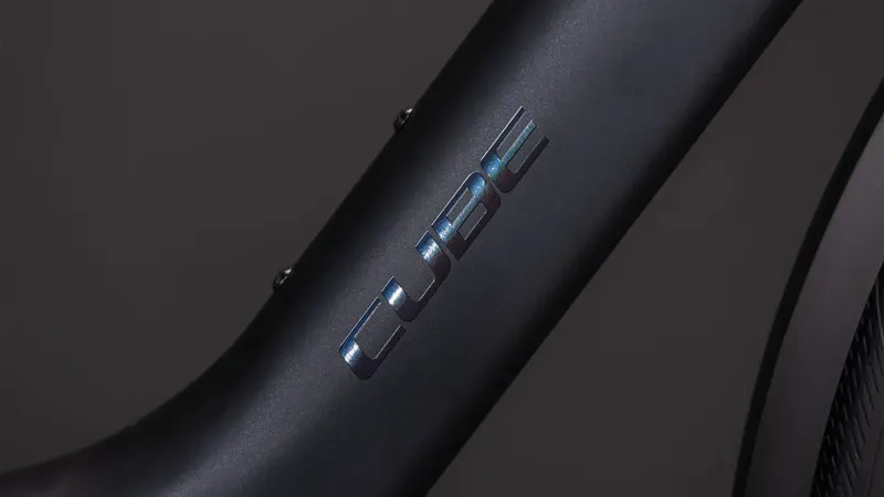 2026 Cube Editor Hybrid Pro 400x FE Classic E-Hybrid Bike In Coal/Prism-5