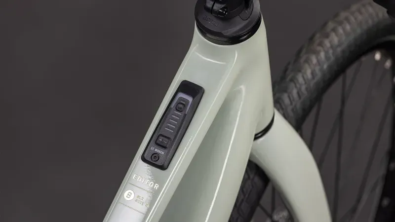 2026 Cube Editor Hybrid SLX 400x 2026 Trapeze E-Hybrid Bike In Reed Beige/Chrome-2