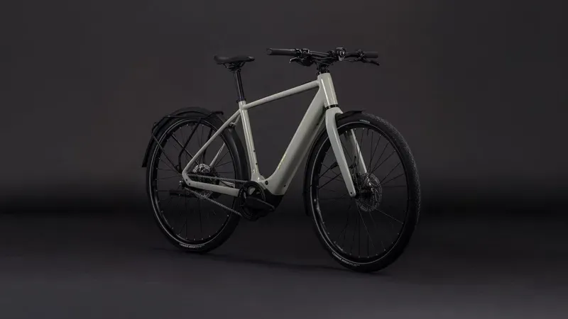 2026 Cube Editor Hybrid SLX 400x FE Classic E-City Bike in Reed Beige/Chrome-1