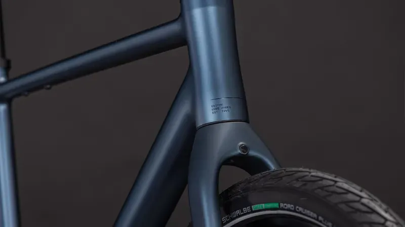 Cube Editor Pro Hybrid Bike in Mineral Blue/Chrome-6