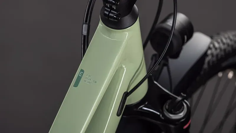 2026 Cube Kathmandu EXC Hybrid Bike in Pea/Grey-9