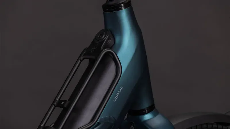 2026 Cube Longtail Hybrid 800 eCargo Bike in Royal Green/Black-2