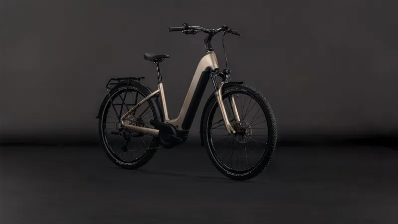 Cube Nuride Hybrid Pro 600 E-Gravel Bike in Flash Stone/Chrome-5