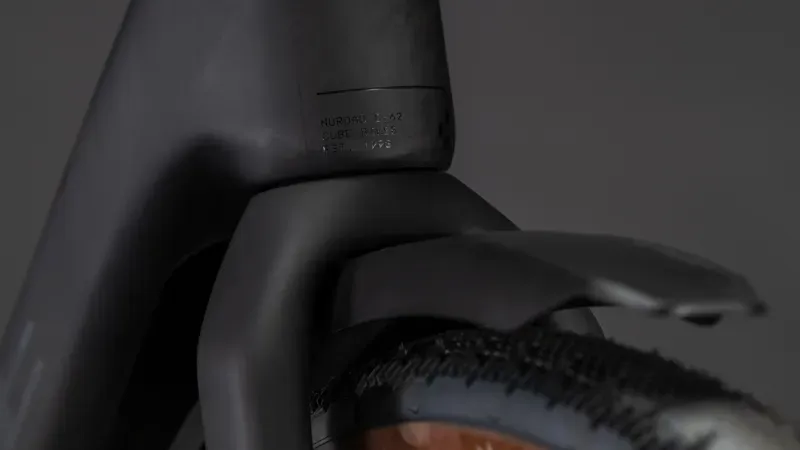 2026 Cube Nuroad Hybrid C:62 Exc 400x FE E-Hybrid Bike in Blackline-6