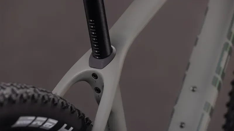 2026 Cube Reaction C:62 One Mountain Bike In Old Grey/Black-3