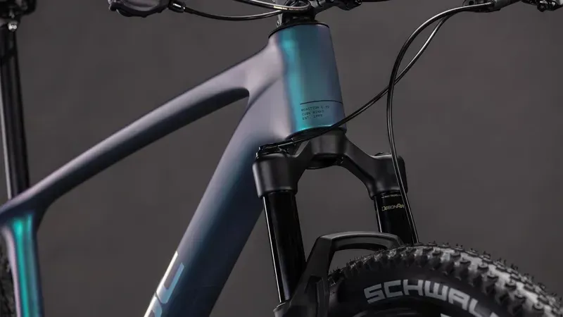 2026 Cube Reaction C:62 Pro Mountain Bike in Polarlight/Black-3