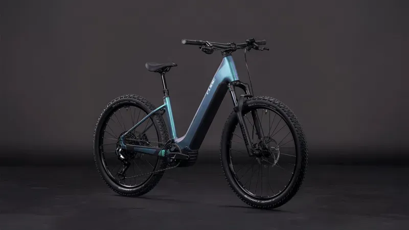 2026 Cube Reaction Hybrid Race 800 E-MTB in Polar Light/Prism-5