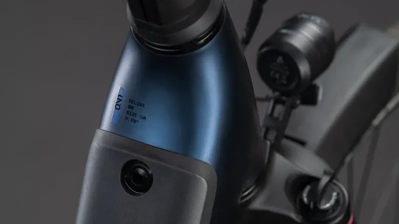 Cube Supreme Hybrid Deluxe One 600 eHybrid Bike in Indigo Blue-2