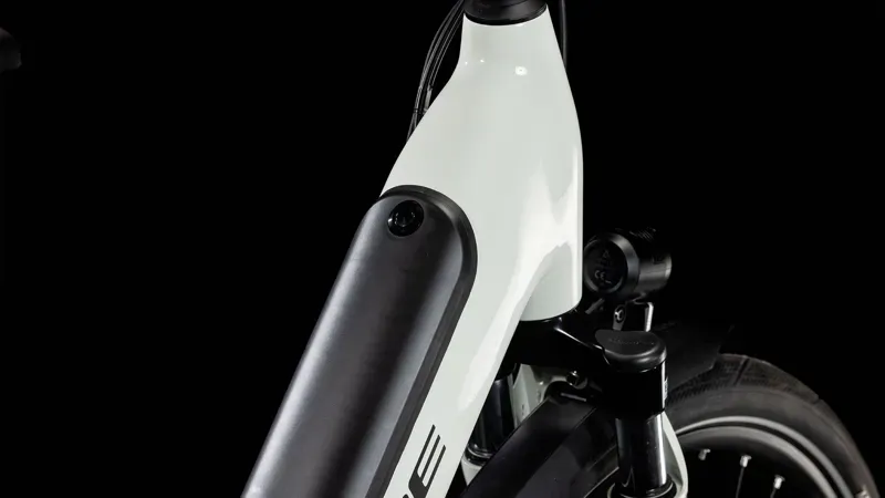 2026 Cube Supreme Hybrid One 500 City E-Bike in Desert Stone/Black-2