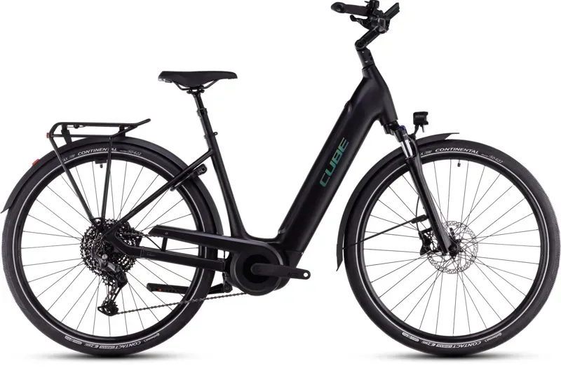 2026 Cube Supreme Hybrid Pro 625 City E-Bike In Black/Spectral
