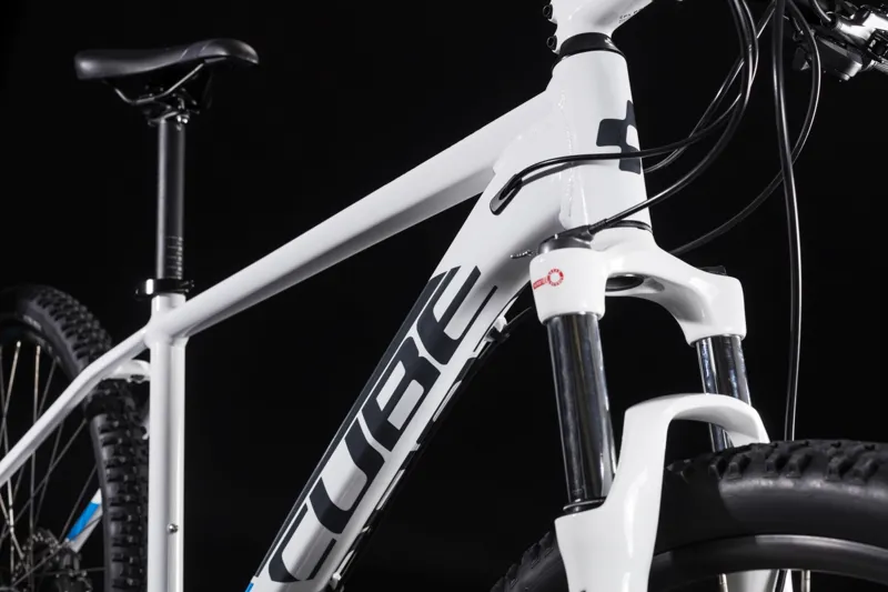 mtb cube aim race