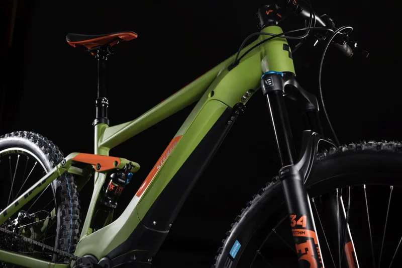 cube stereo hybrid race 500