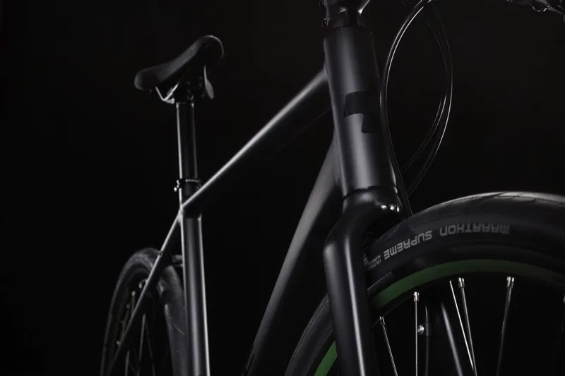 2019 Cube Hyde Race Mens Hybrid bike in Black-1