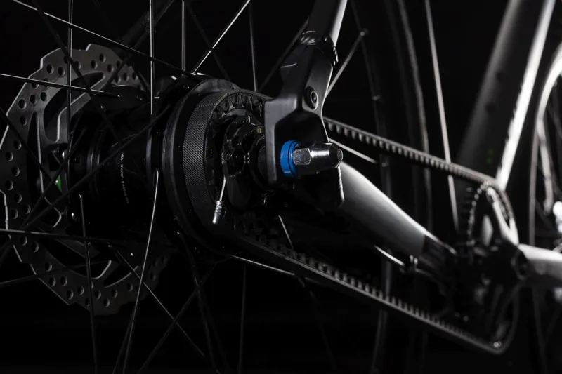 2019 Cube Hyde Race Mens Hybrid bike in Black-2