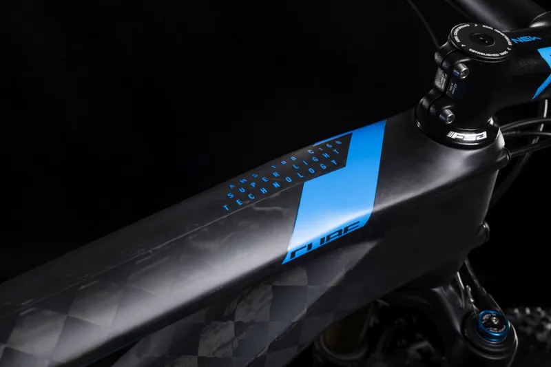 2019 Cube AMS 100 C:68 SLT 29 Carbon Mountain Bike in Black-2