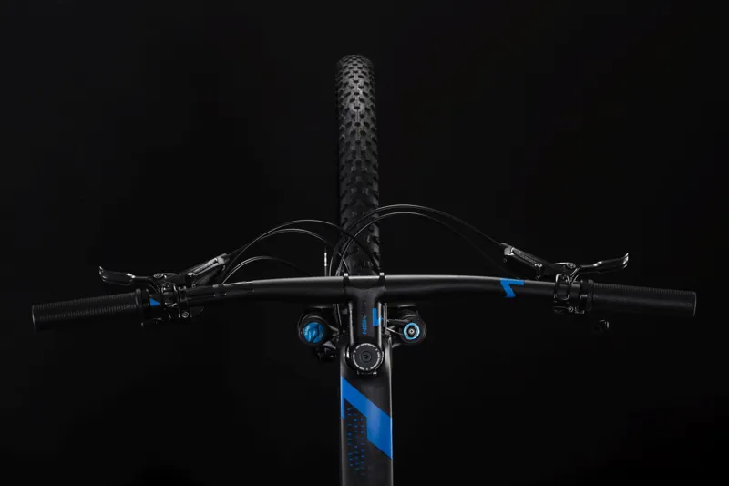 2019 Cube AMS 100 C:68 SLT 29 Carbon Mountain Bike in Black-5