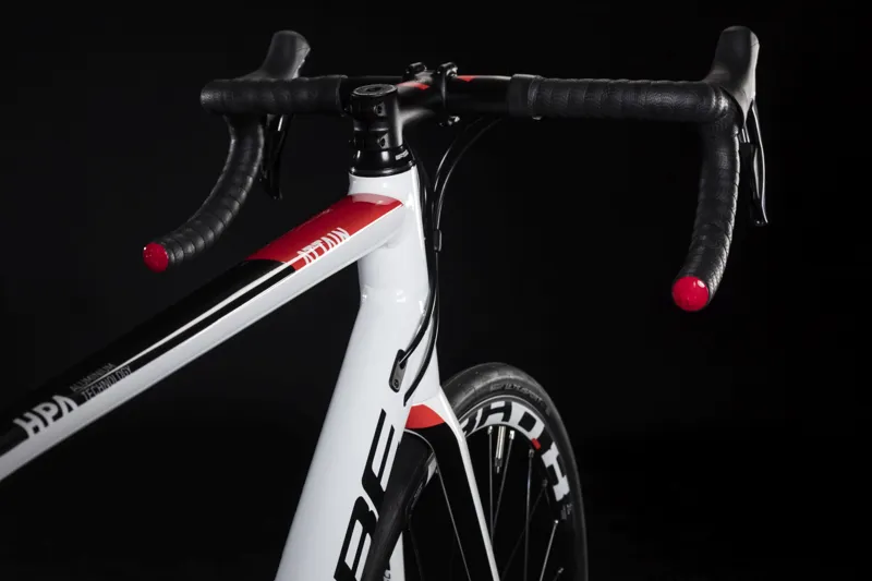 cube attain pro disc road bike