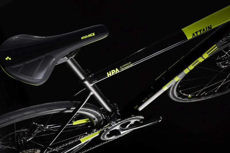 cube attain race disc 2019 road bike