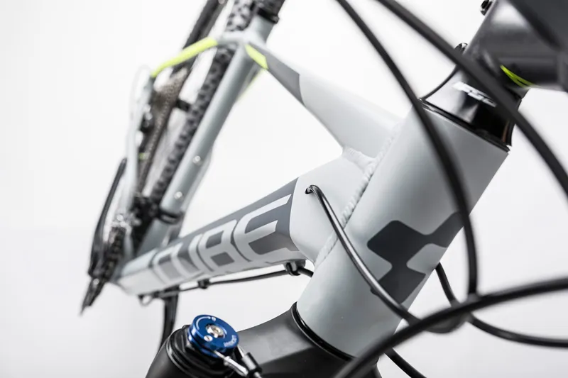 2017 CUBE ATTENTION SL MENS MOUNTAIN BIKE GREY/FLASHYELLOW-4