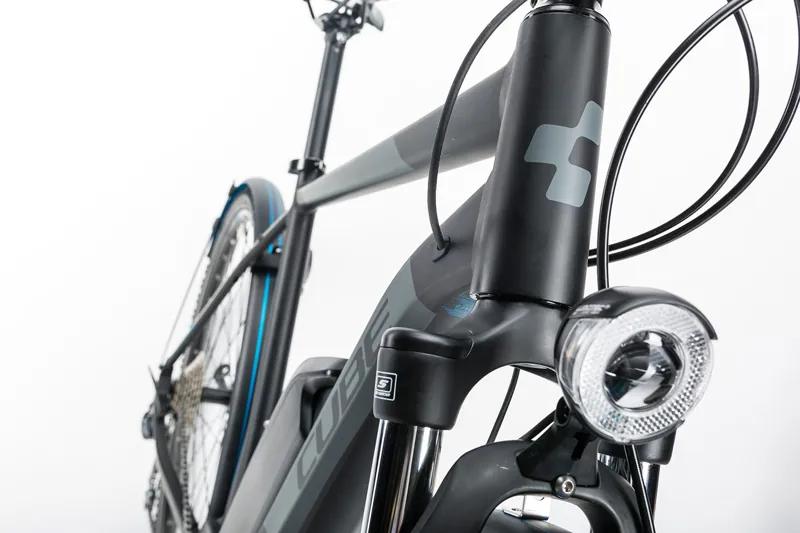 2017 CUBE CROSS PRO ALLROAD HYBRID TRAPEZE 500 BLACK/BLUE-5