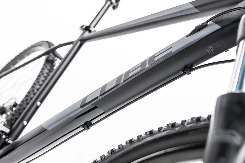 2017 CUBE NATURE PRO MENS HYBRID BIKE BLACK/GREY-4