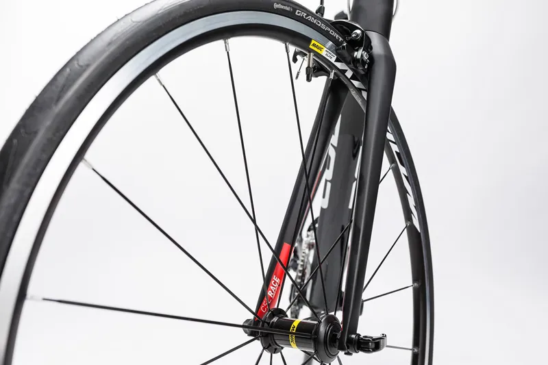 2017 CUBE ATTAIN GTC MENS ROAD BIKE BLACK/RED-7