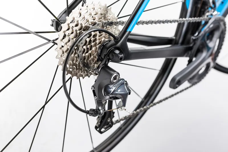 2017 CUBE ATTAIN GTC RACE MENS CARBON ROAD BIKE BLACK/BLUE-9