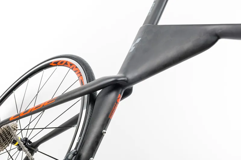 2017 CUBE AERIUM C:68 RACE CARBON/RED Time Trial/Triathlon bike.-5