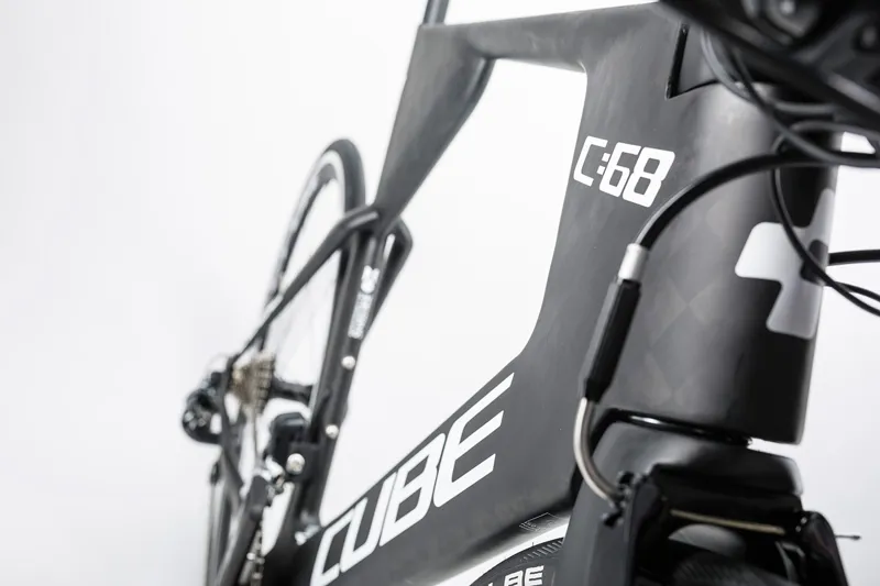 2017 CUBE AERIUM C:68 SL CARBON/WHITE Time Trial/Triathlon bike.-4