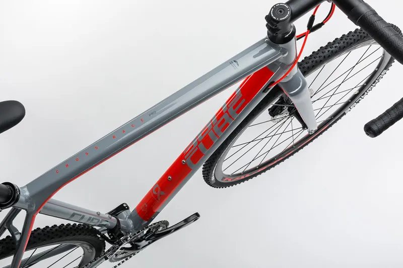 cube cyclocross race pro