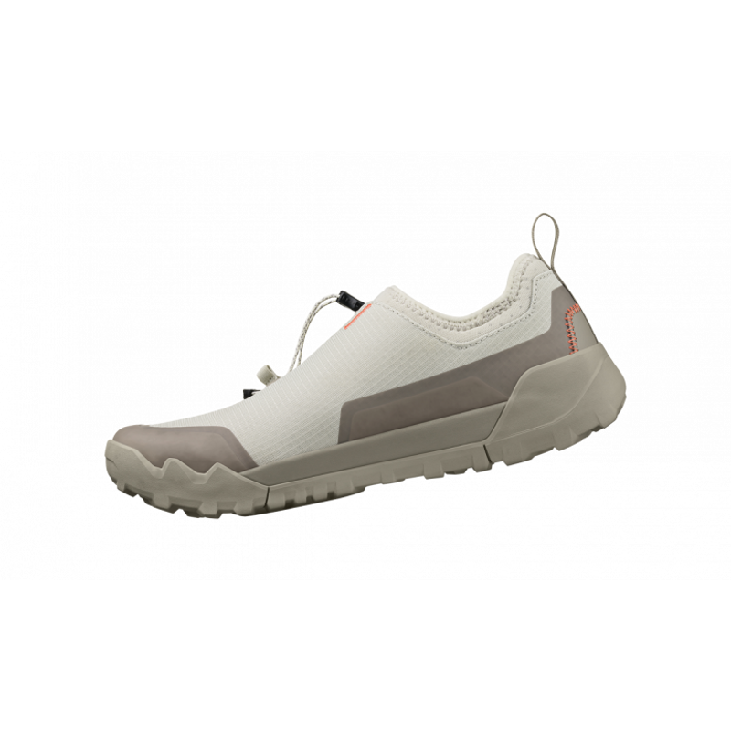 Fizik Ergolace 2 Clip In Gravel Shoes in Off White-2