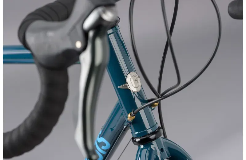 Genesis Croix De Fer 20 - Steel Gravel Bike - Dark Blue-2